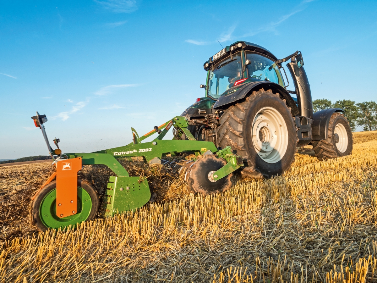 2. Amazone Catros XL 03